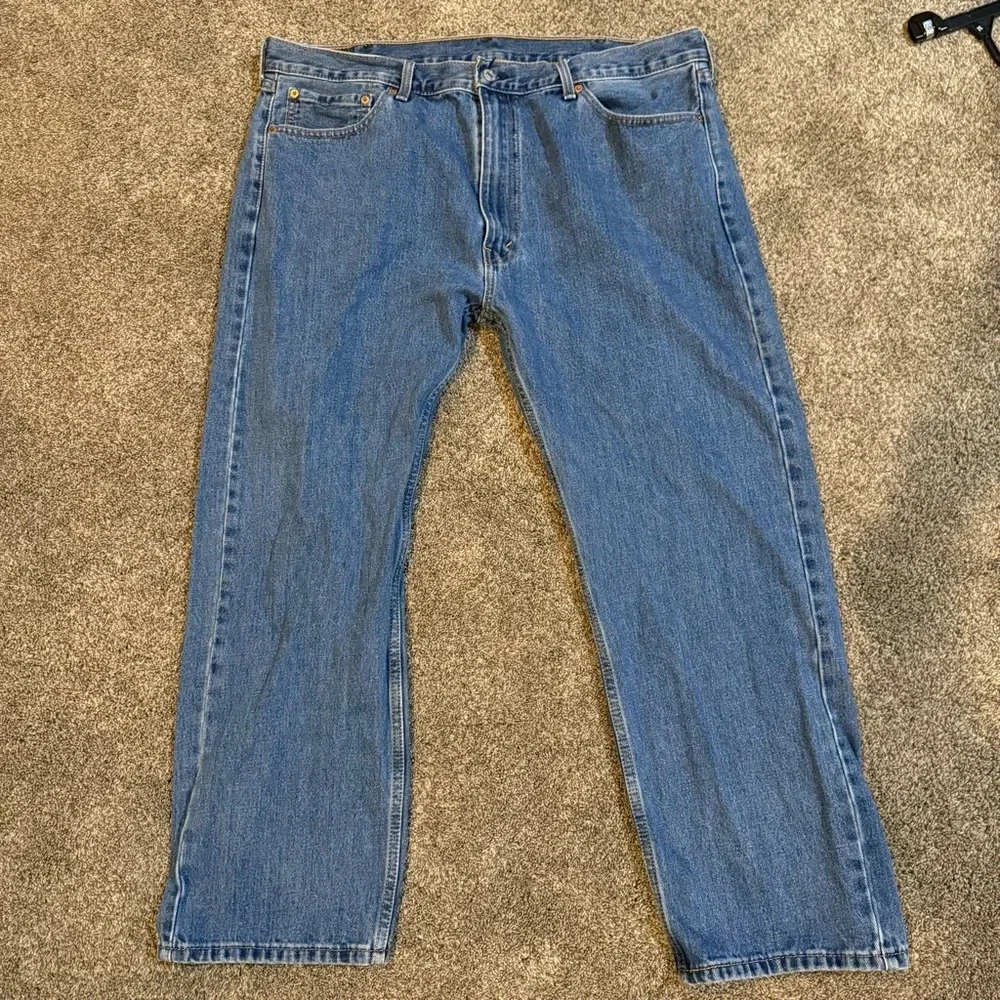 Levi's Classic Straight Blue Jeans. Size 42x30